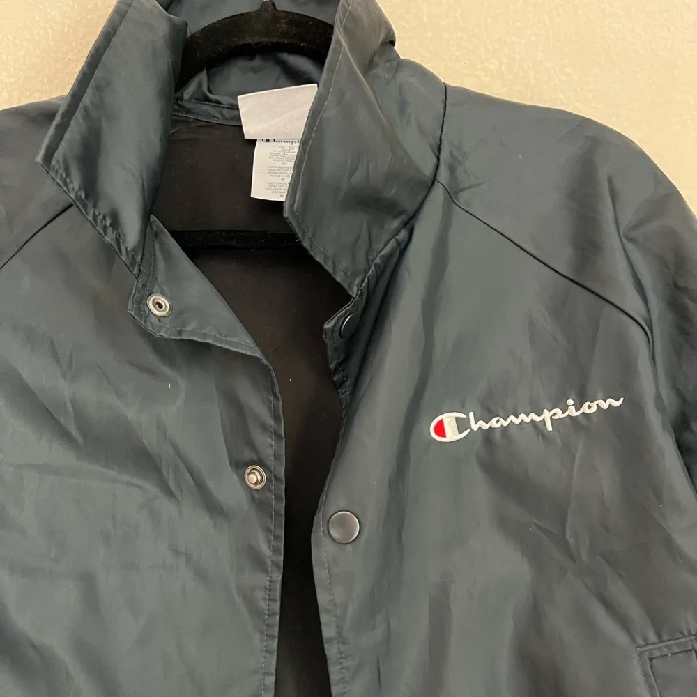 Champion Vintage Style Cropped Windbreaker - Picture 4 of 7